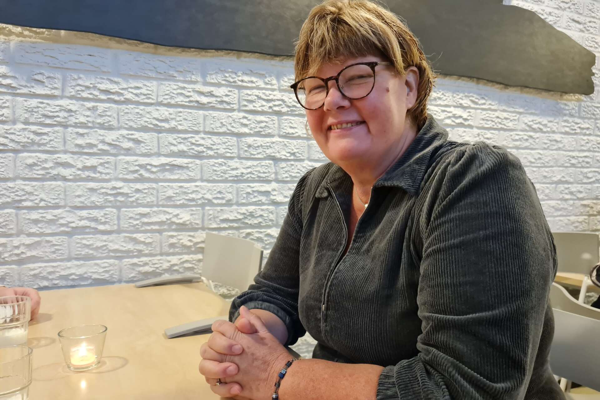 Maria Lindström vill framhålla kökspersonalen som hon tycker varit fenomenal på att hitta bra sätt att lösa frukosten på.