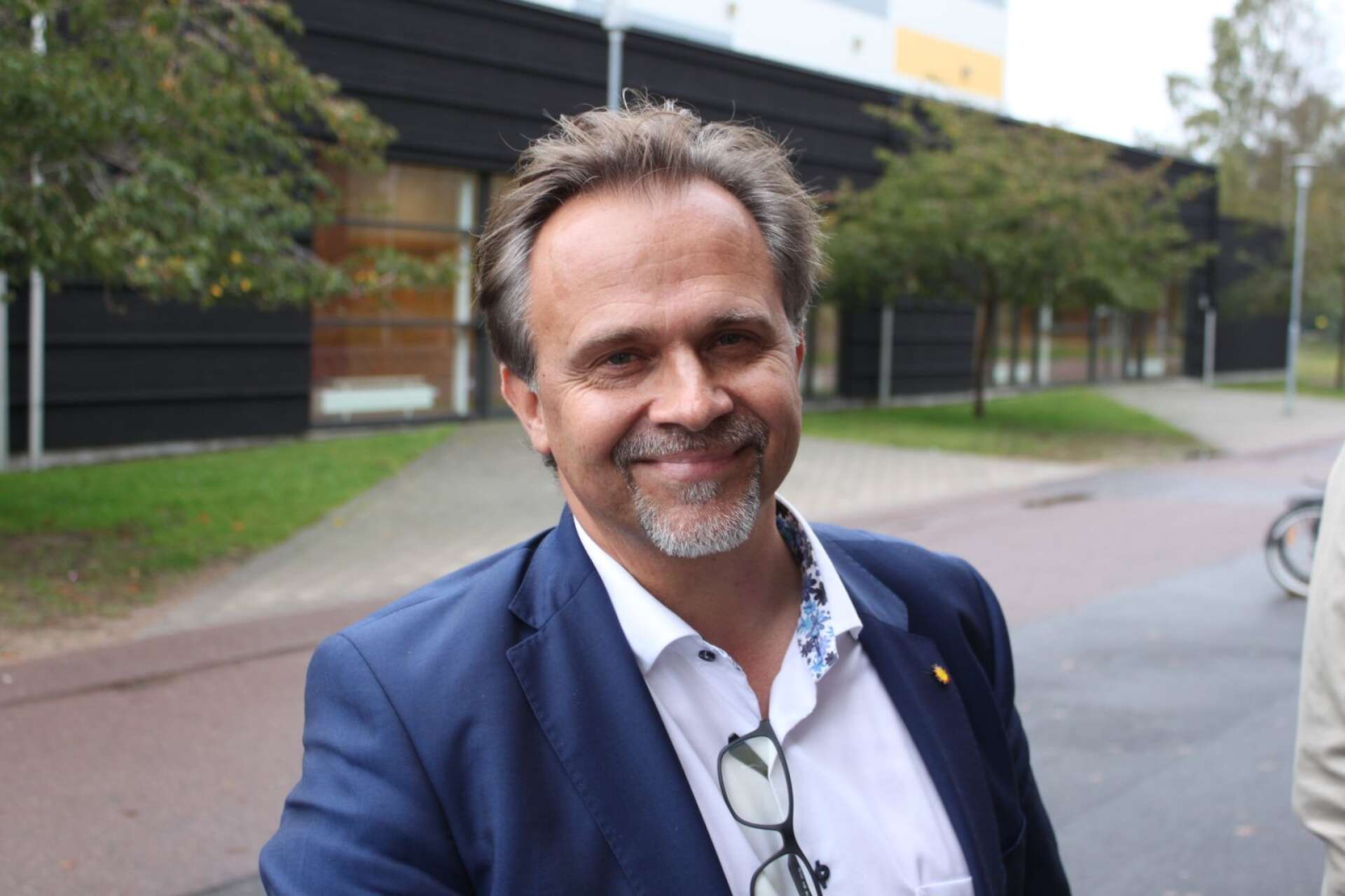 Niklas Wikström (L) ordförande i samverkansgruppen för barn och unga.