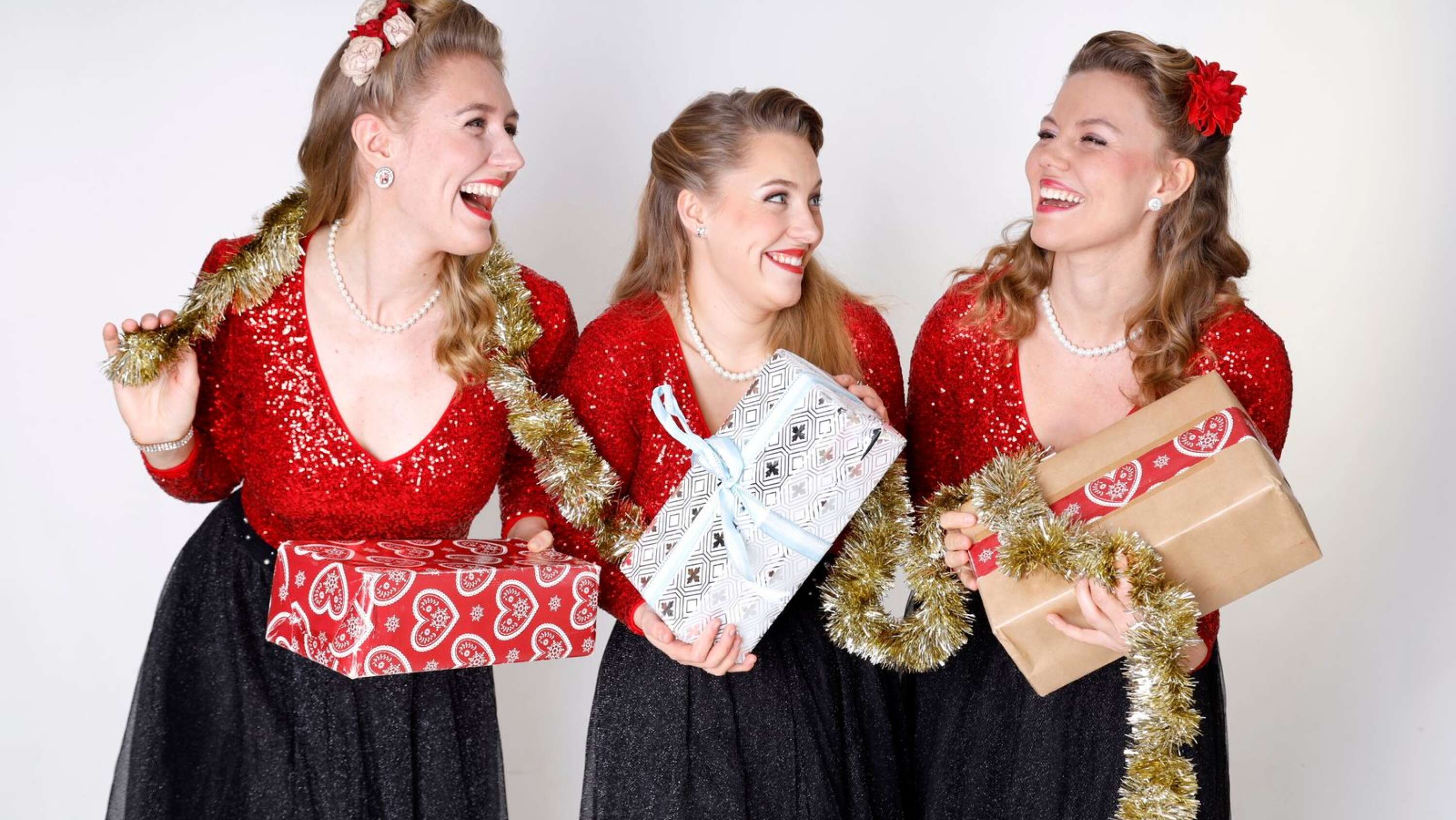 Värmländska The Hebbe Sisters tar sig an Whams klassiker ”Last Christmas”.