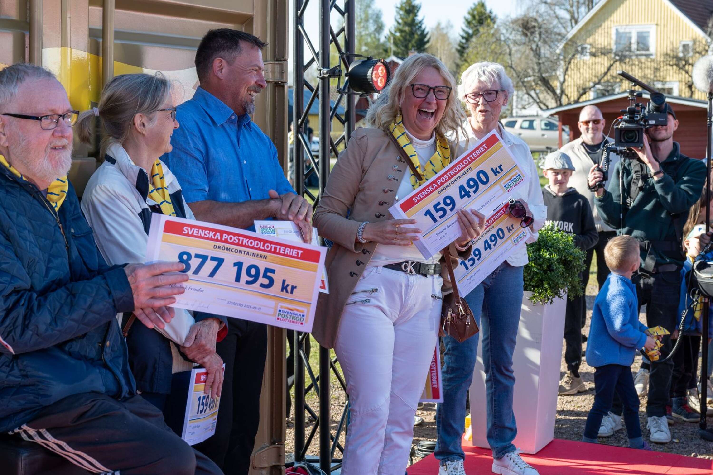 På tisdagen delade Postkodslotteriet ut fem miljoner kronor i Storfors. 