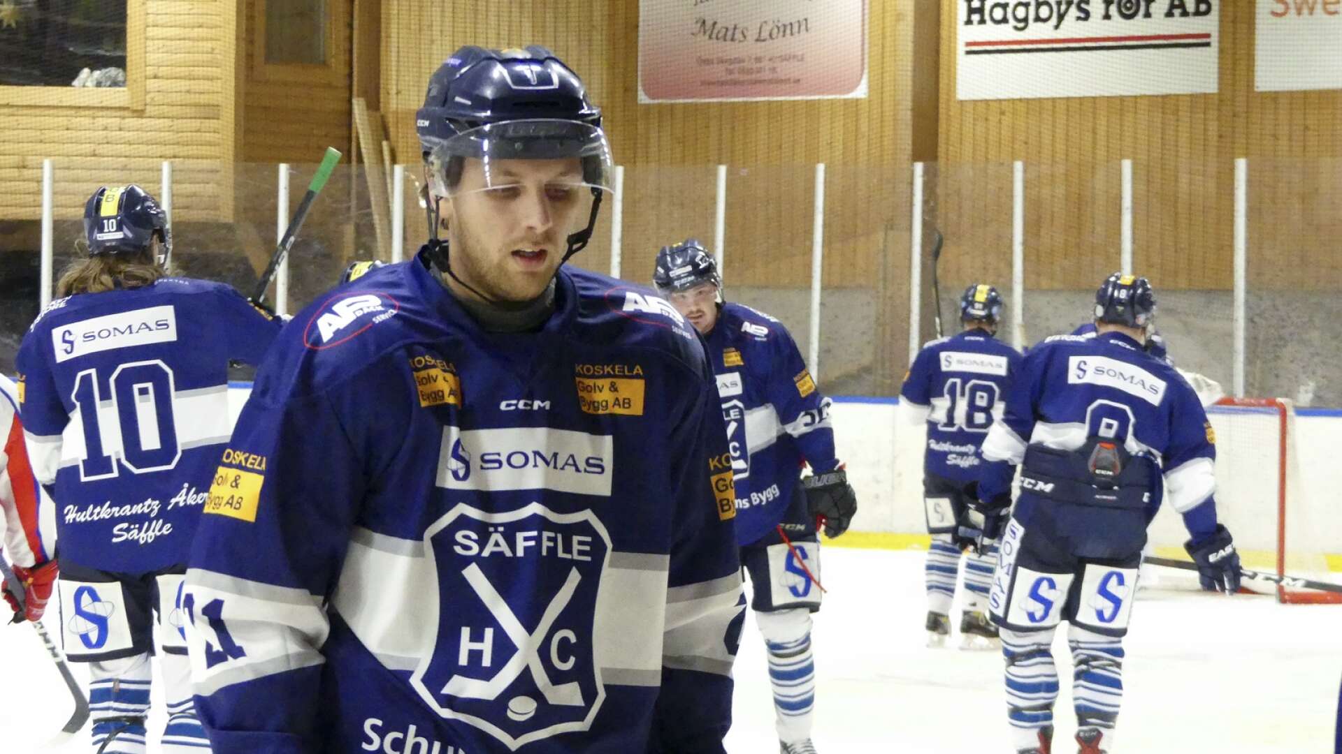 Oscar Säily Jonsson och hans lagkamrater i Säffle HC inleder vårsäsongen på hemmaplan då Charlottenbergs HC kommer på besök i Somashallen.