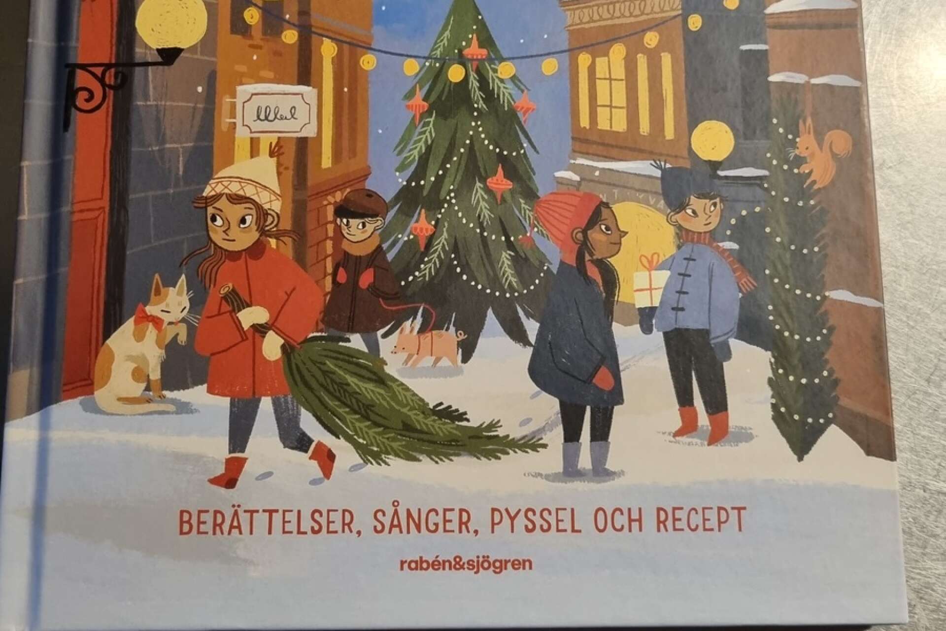 ”Nu firar vi jul”, Raben &amp; Sjögren, med bland annat Astrid Lindgren.