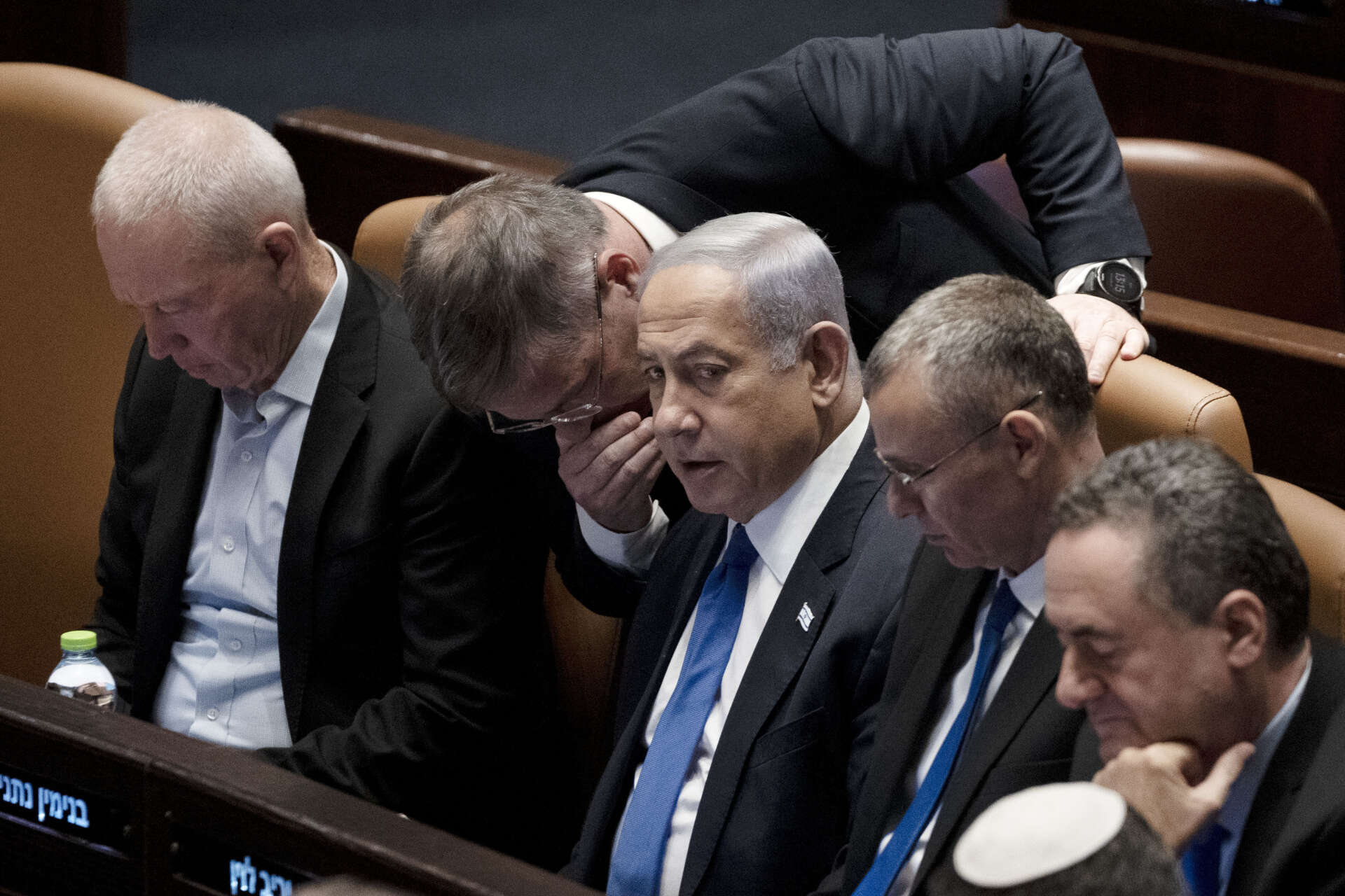 Premiärminister Benjamin Netanyahu i knesset under omröstningen.