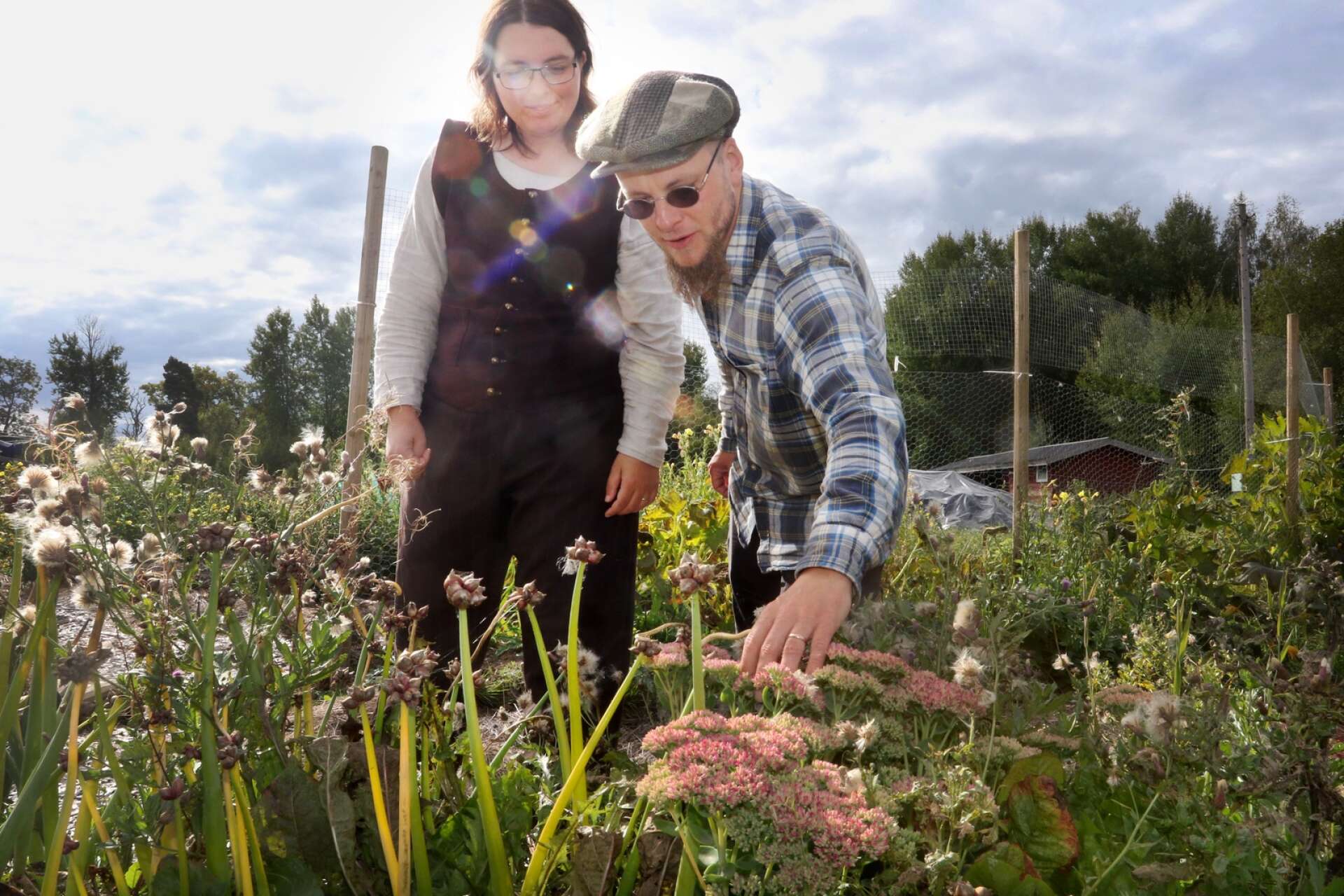 Nils och Katarina Cordes trivs i sitt nya hem där de kan leva drömmen om ett liv med odling och självhushållning.