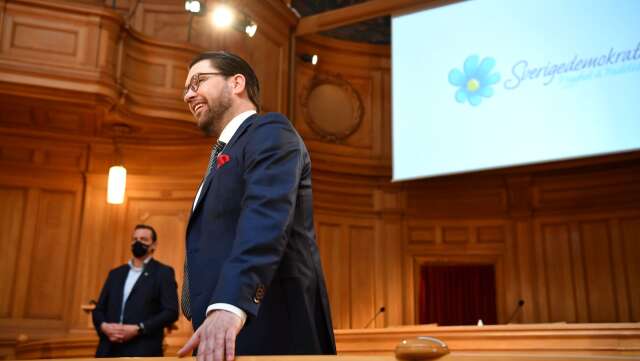 Sverigedemokraternas partiledare Jimmie Åkesson behöver inte ta kontroll över media. Många går redan hans ärenden.