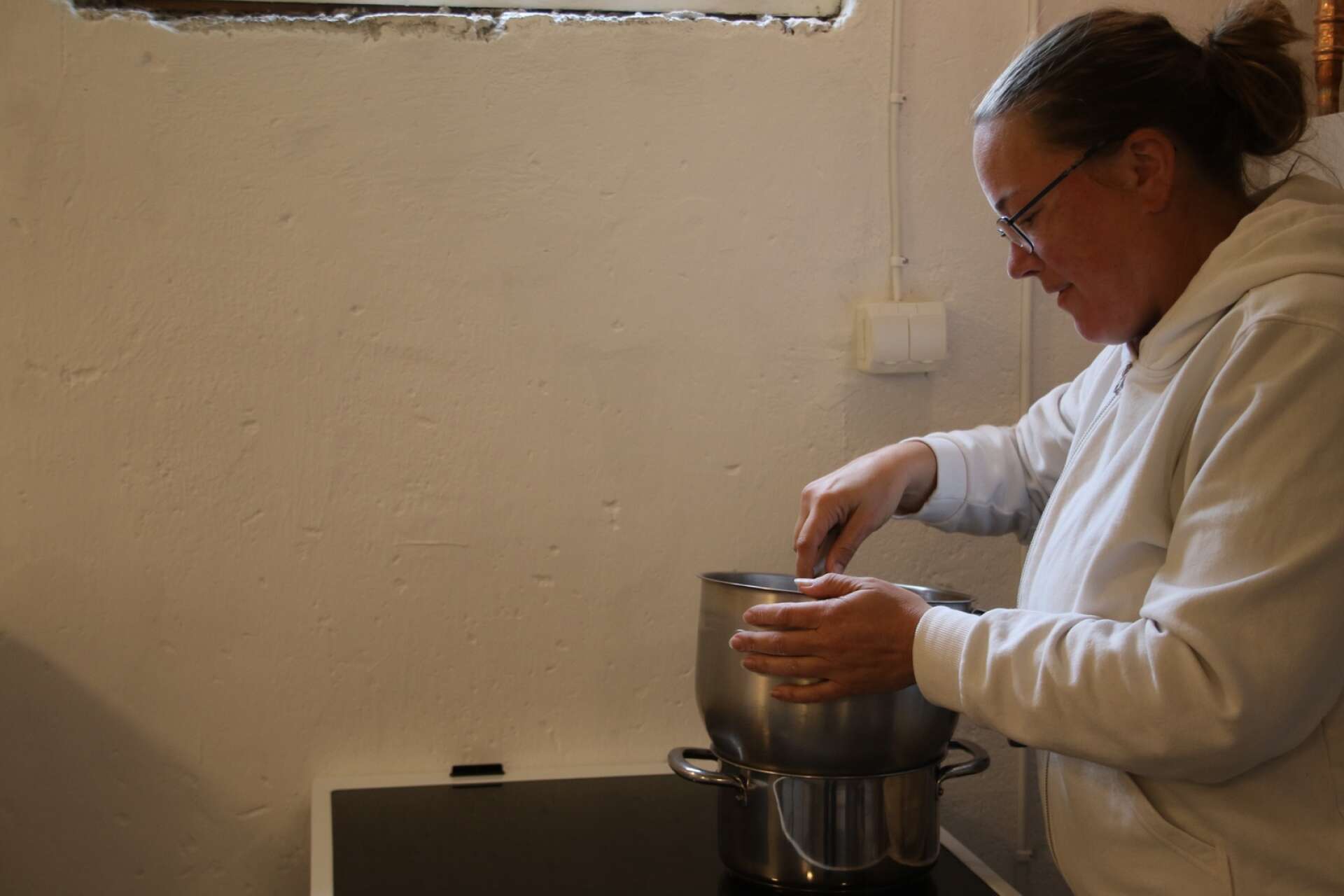 Anna van Wilgenburg flyttade till Sverige i slutet på förra året och driver sedan i april sitt företag Sötisar i Nordmark. Affärsidén är att baka och tillverka glutenfria sötsaker.