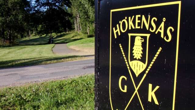 Personalen på Hökensås GK har sagt upp sig efter ett ultimatum till styrelsen.