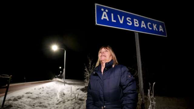 Landsbygdsfrågor kan se ut på många olika sätt. Bilden togs i början av 2018, när bland andra Maria Eliasson kämpade för att Älvsbacka skulle få behålla sina gatljus. Så blev det också.