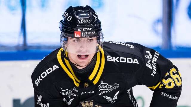 Albert Lyckåsen i AIK-tröjan den här säsongen. 