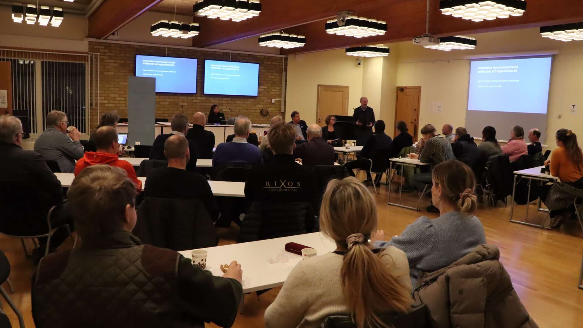 På ett möte med företagare i Gullspångs kommun presenterades förslag till en plan för bättre näringslivsklimat. 