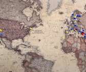 En världskarta visar vilka platser de hittills besökt.