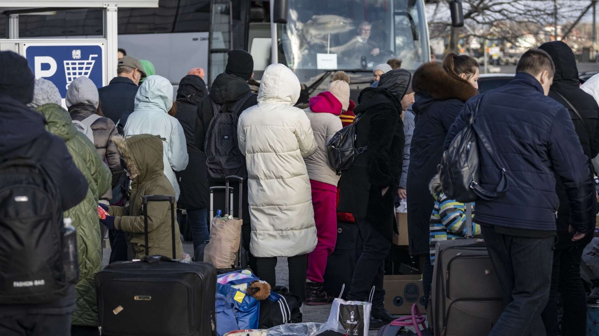 Ukrainska flyktingar som anländer till Sverige.