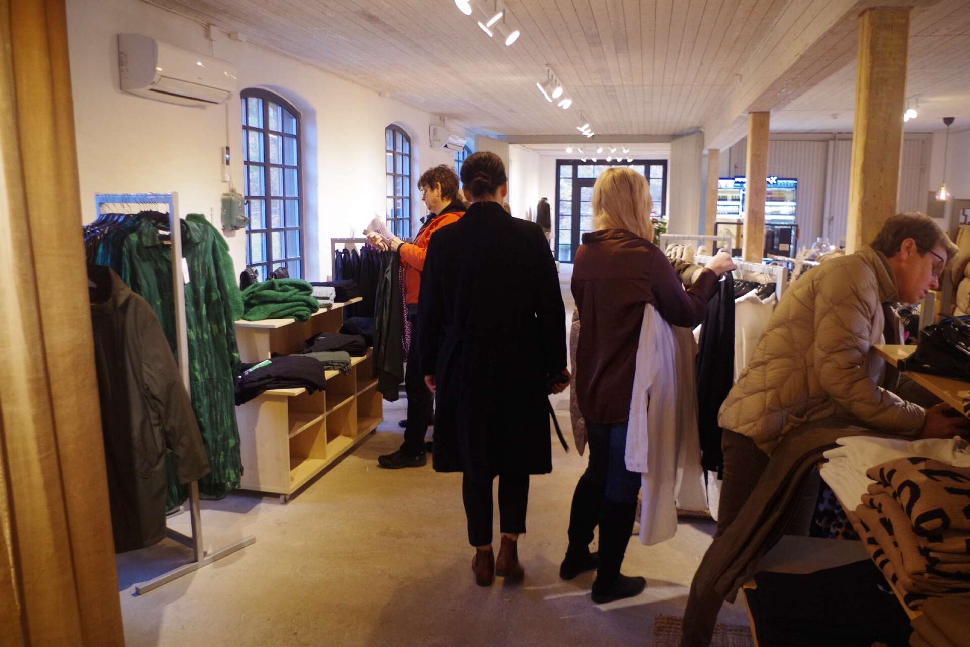 Den forna åmålsbutiken Stilmagazinet har flyttat in på Wiksfors i ljusa, öppna lokaler.