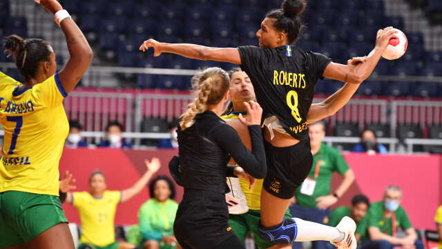 De svenska handbollsdamerna är klara för kvartsfinal i OS efter seger mot Brasilien med 34–31.