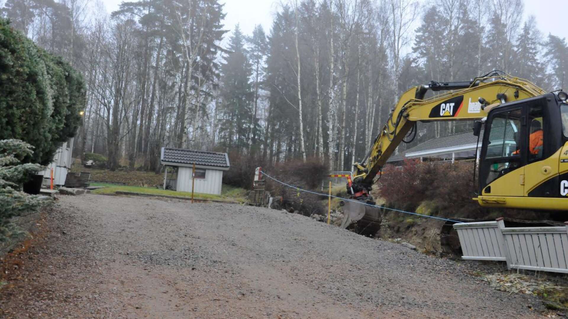 Nu har Kristinehamns kommun börjat återställa allmänningen på Virvelvinden som skadades vid översvämningen 2014.