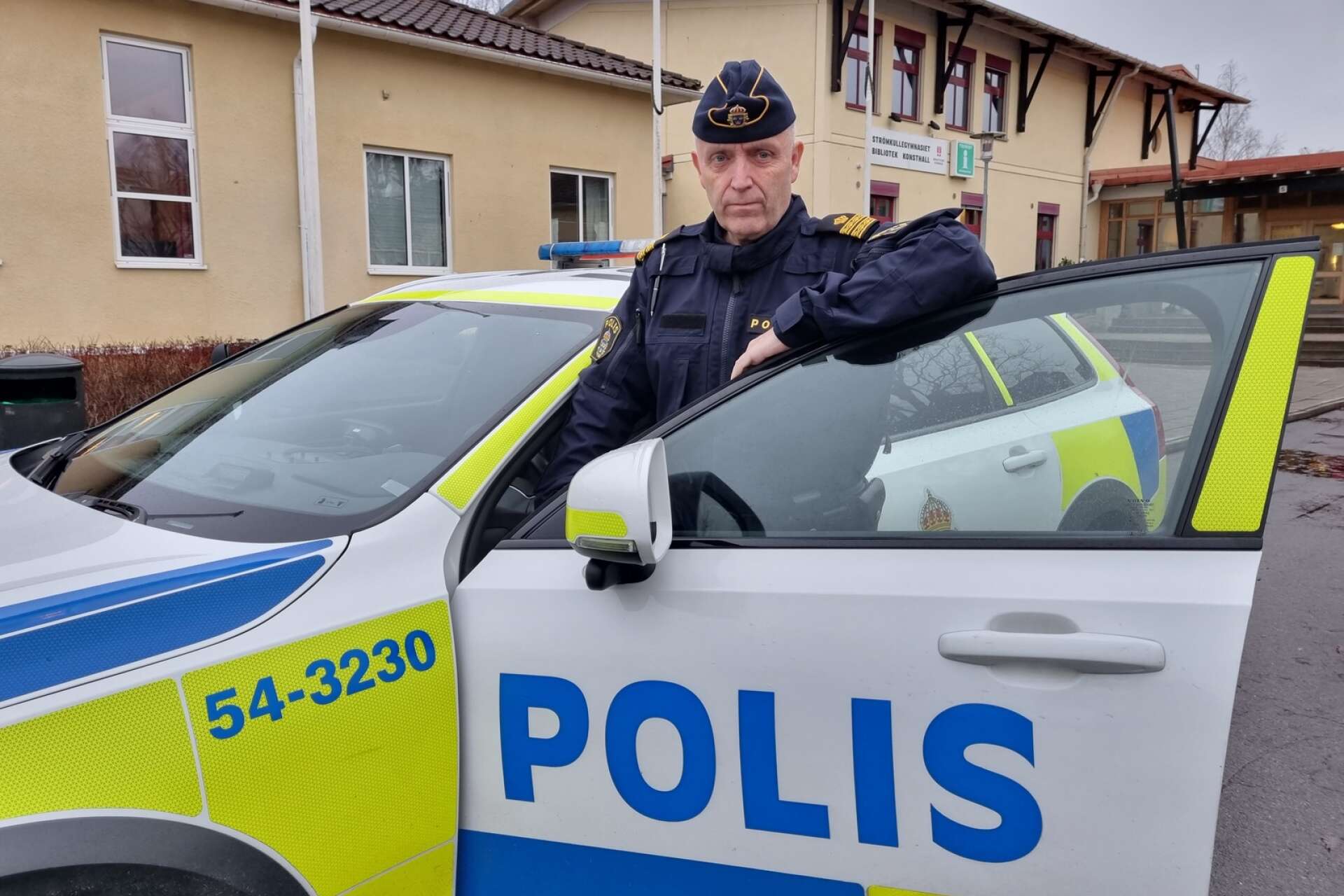 Peter Torstensson är kommunpolis i Bengtsfors, Dals-Ed och Åmål.