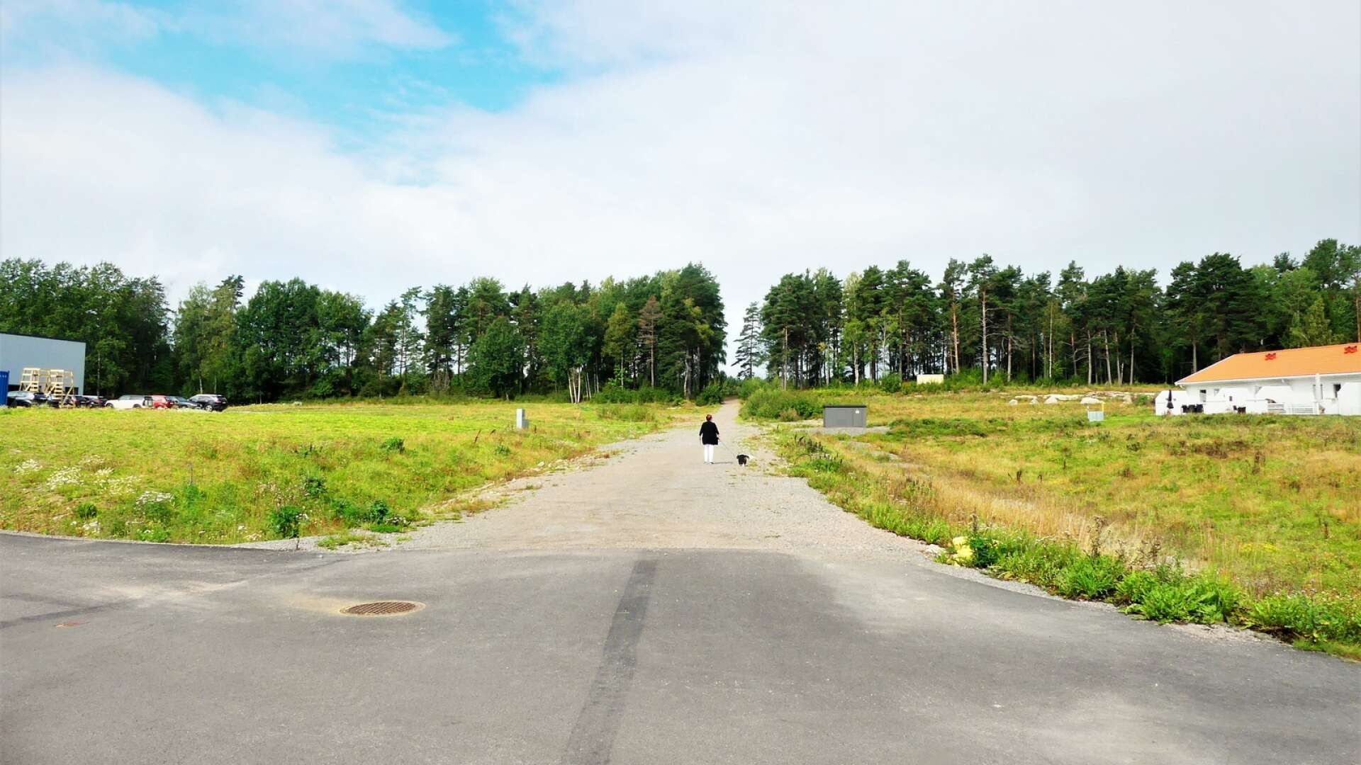 I bortre änden av Axvägen är det tänkt att ”Säbo Tjuke” ska byggas, Åmåls nya äldreboende.