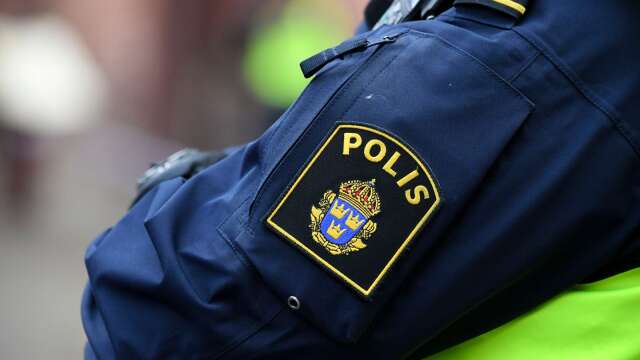 Polisen grep en 30-årig man i Storfors misstänkt för rån. 