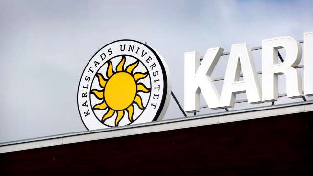 Många med akademisk examen går ut i arbetslöhet. Genrebild från Karlstads universitet.
