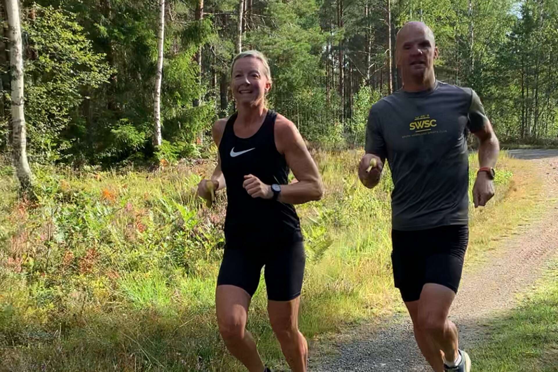 Emelie Lundin och Pär Atuma Nilsson sprang Hemmavasan med distanserna 45 respektive 90 kilometer under lördagen. 