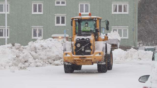 Insändarskribenten kritiserar snöröjningen i Skåpafors. Bilden har inget med den aktuella snöröjningen på orten att göra.