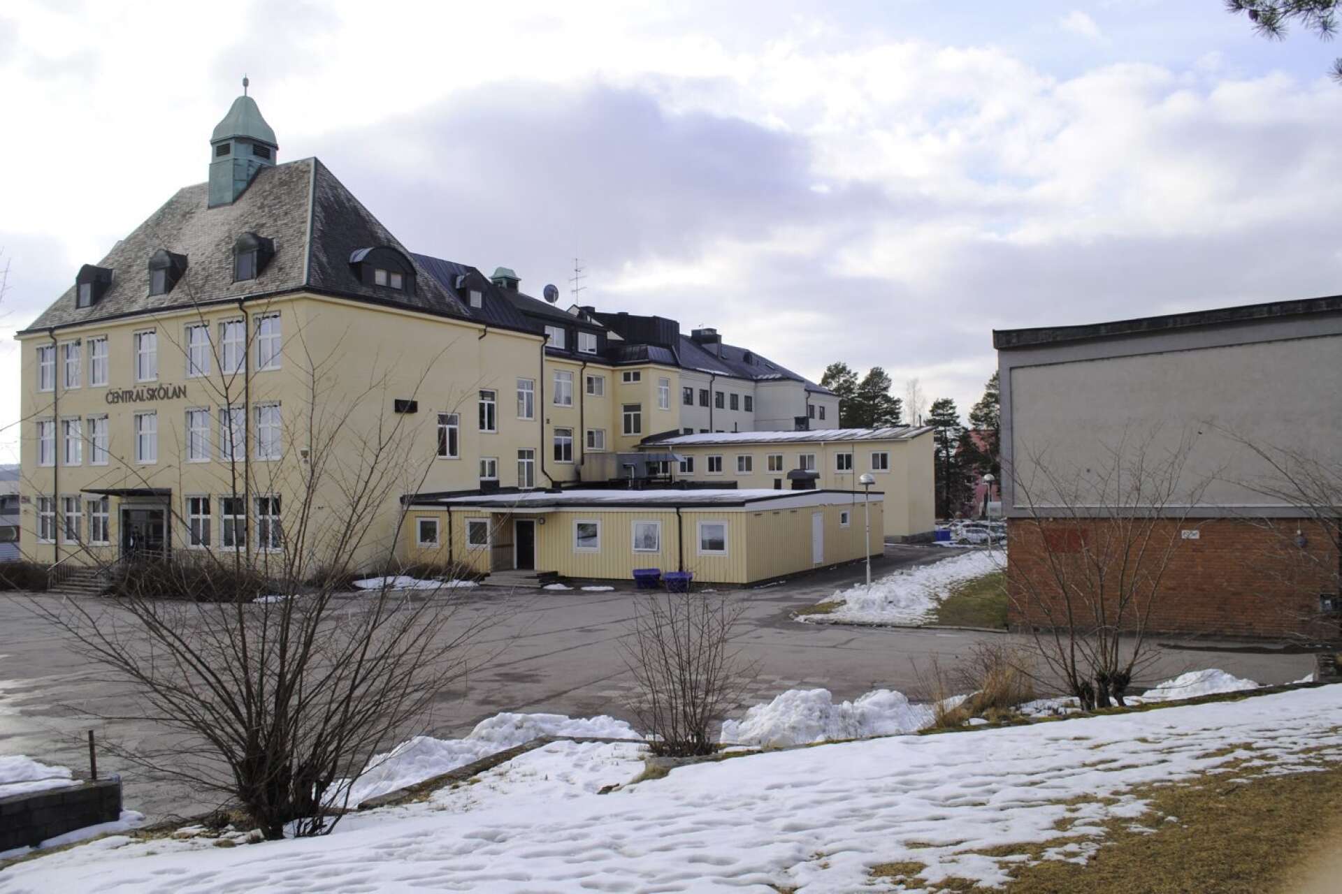 Efter påsklovet är det ytterligare två veckor med delvis distansundervisning som gäller för eleverna på bland annat Centralskolan i Arvika.