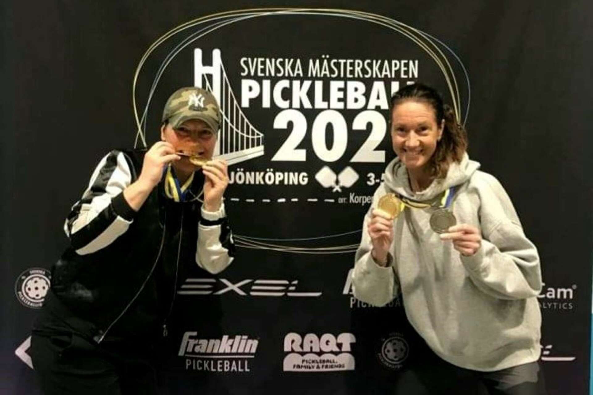 Sussi Oscarsson och dubbelpartnern Lina Korsgren Hagen.