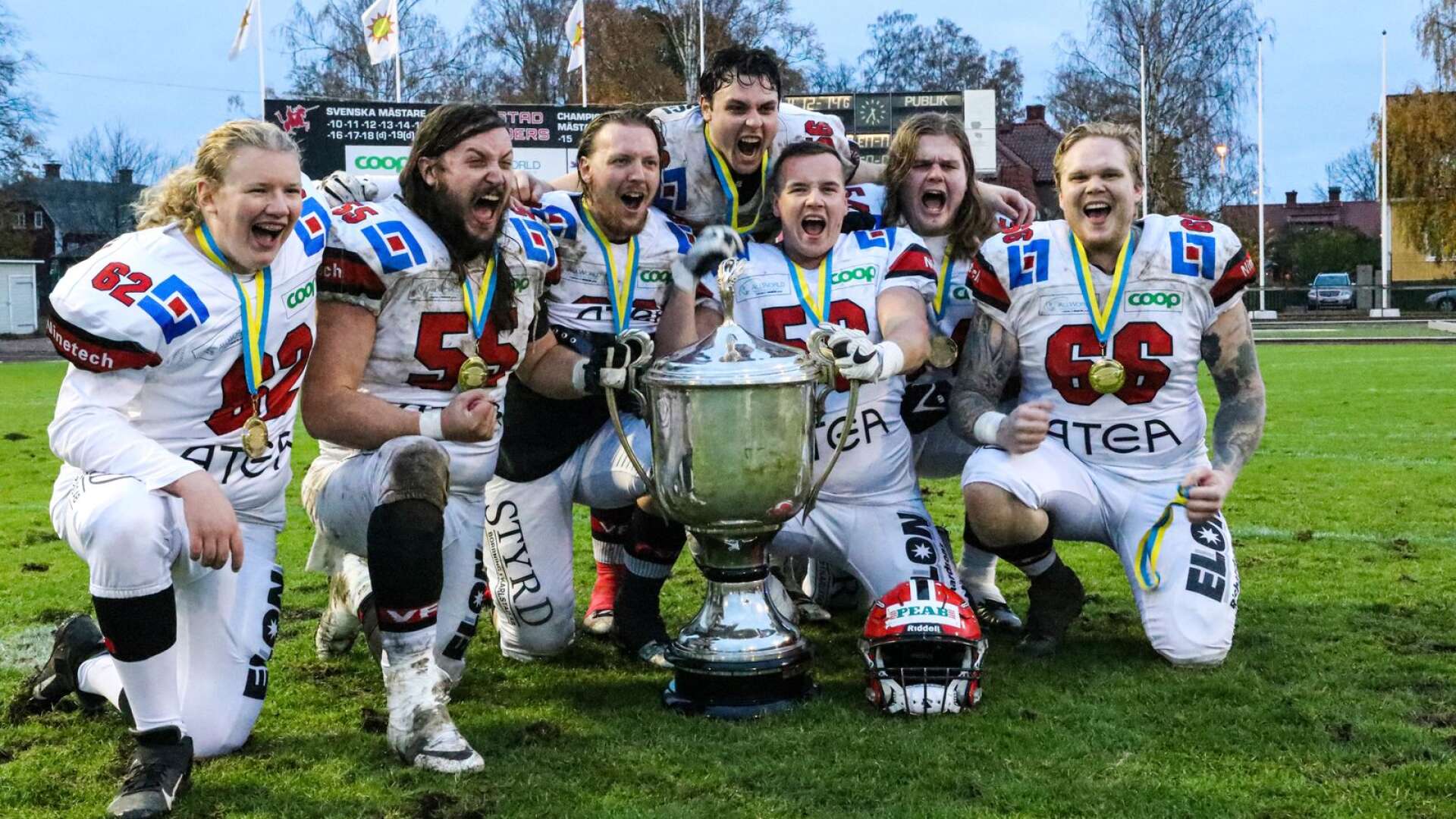 Från finalen förra säsongen. Från vänster: Oscar Bergstrand, Martin Thor, Joakim Thoresen, John Lindgren, Robert Heed, Anton Hyvönen och Niklas Johansson. 