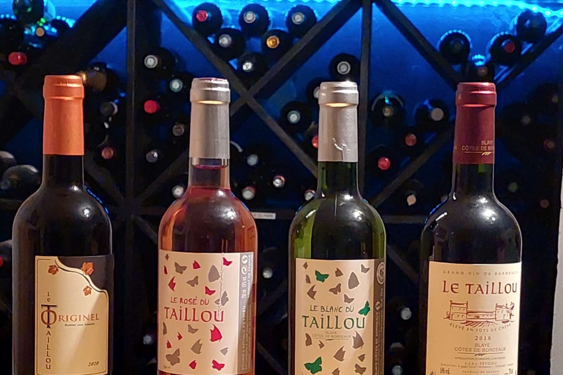 Fyra Bordeauxviner har letat sig till Sverige tack vare importfirman i Hova.