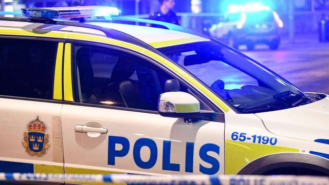 Polisen har flera gånger tvingats rycka ut efter bråk på restaurangen i centrala Karlstad som nu får en varning för brott alkohollagen. Arkivbild.