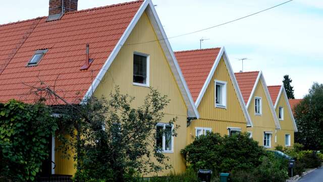 &quot;Det råder bostadsbrist i 243 av Sveriges 290 kommuner och till 2025 behövs över en halv miljon nya bostäder.&quot;
