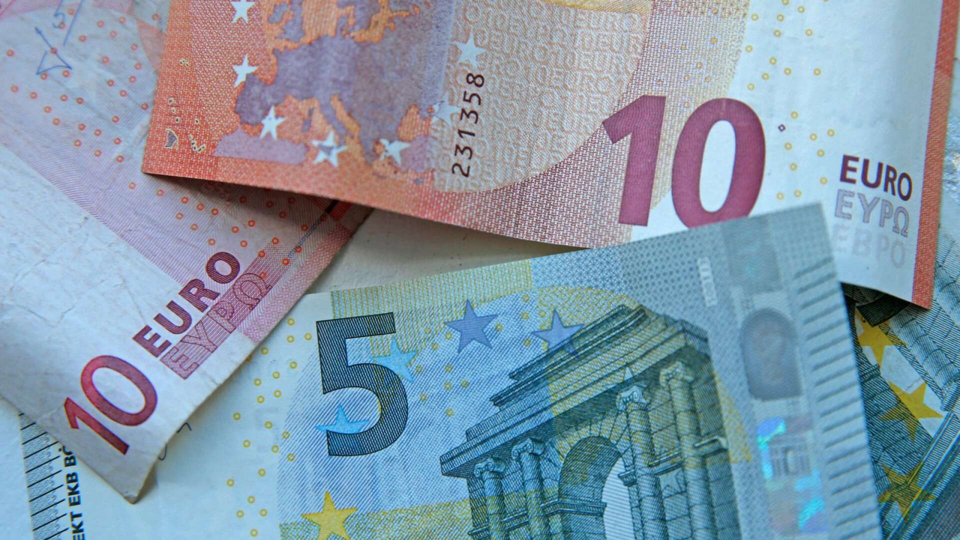Genom en gemensam valuta fördjupas den integration som ytterst syftar till att omöjliggöra konflikter mellan Europas länder, skriver Anton Sjöstedt (L).