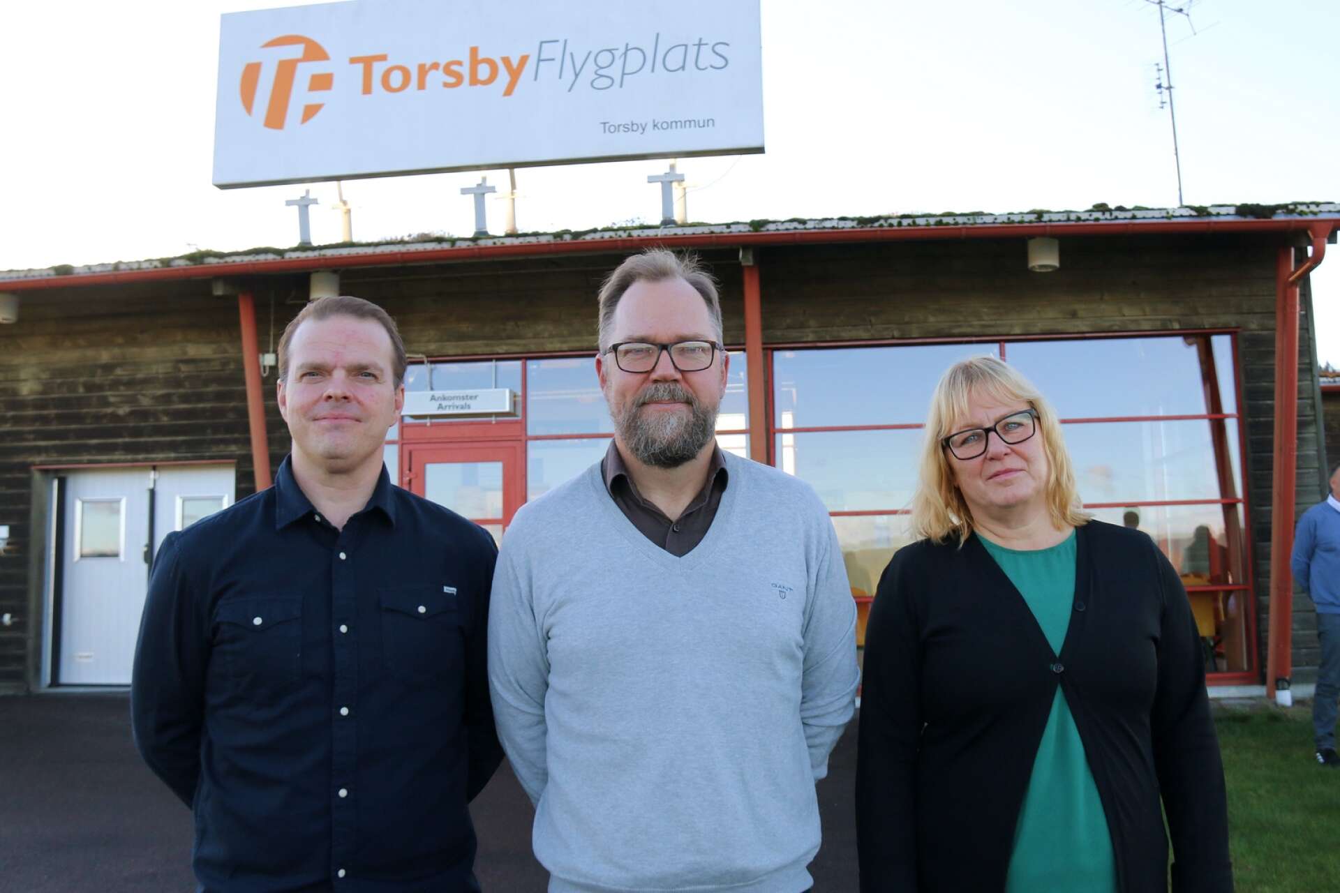 Flygplatschef Martin Berglund har tillsammans med konsulterna Johan Erlandsson och Carola Ågren genomfört den förstudie som ligger till grund för den framtida utvecklingen kring Torsby flygplats.