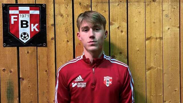Alwin Jansson, som fyller 17 år till våren, tillhör numera FBK Karlstads U17-lag.