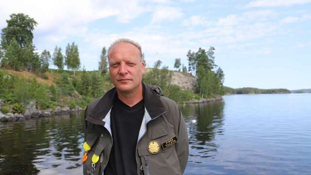 Förvånansvärt få hade fiskekort på Lelång, visar fisketillsynsmannen Anders Torbjörnssons kontroll.
