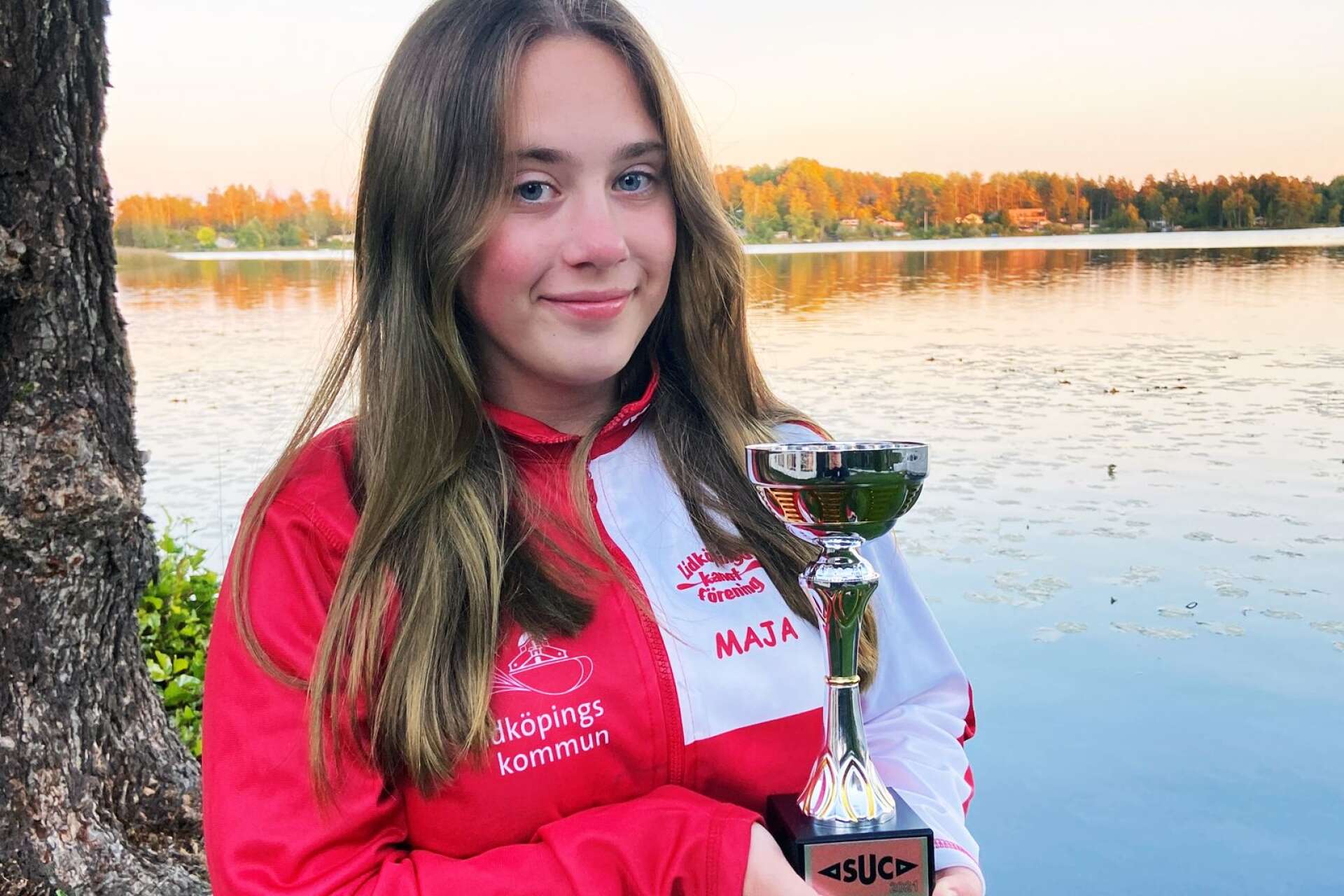 13-åringen fick pokal för sin tredjeplats i Svenska Ungdomscupen