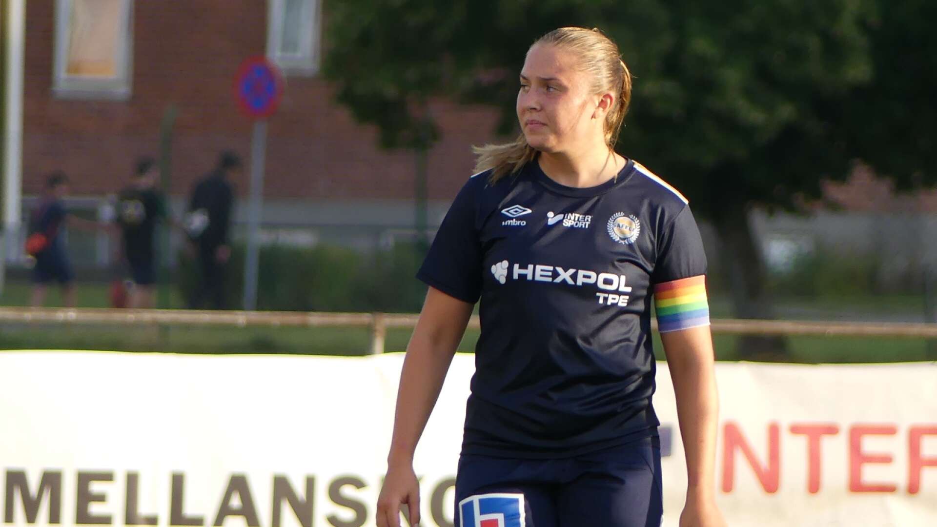 Det  blev en tung förlust för Säffle SK:s damer i helgen. Adina Jansson stod för Säffles enda mål. (arkivbild)
