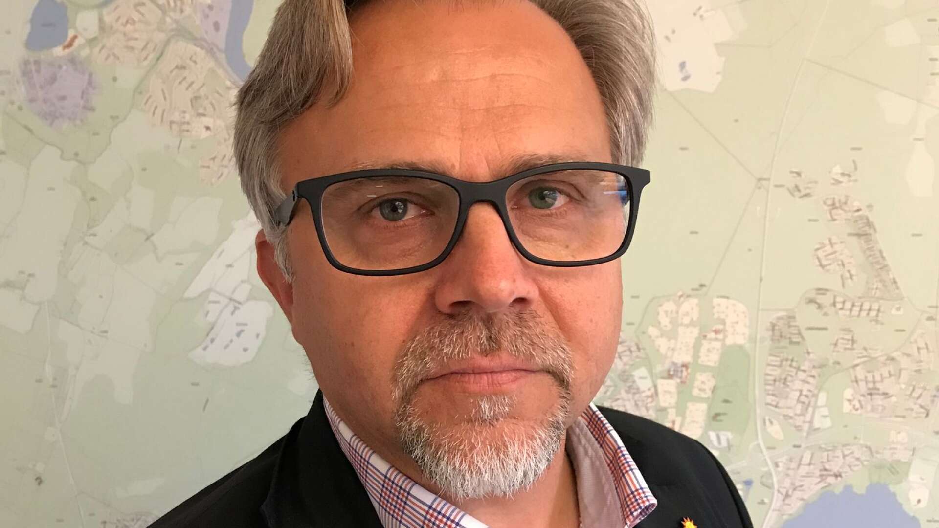 Det är fruktansvärt och ytterst allvarligt att nazister, fascister och folkmordsförnekare ökar i antal, har de glömt sin historia? Jag ser med stor oro på utvecklingen i delar av Sverige, skriver Niklas Wikström.