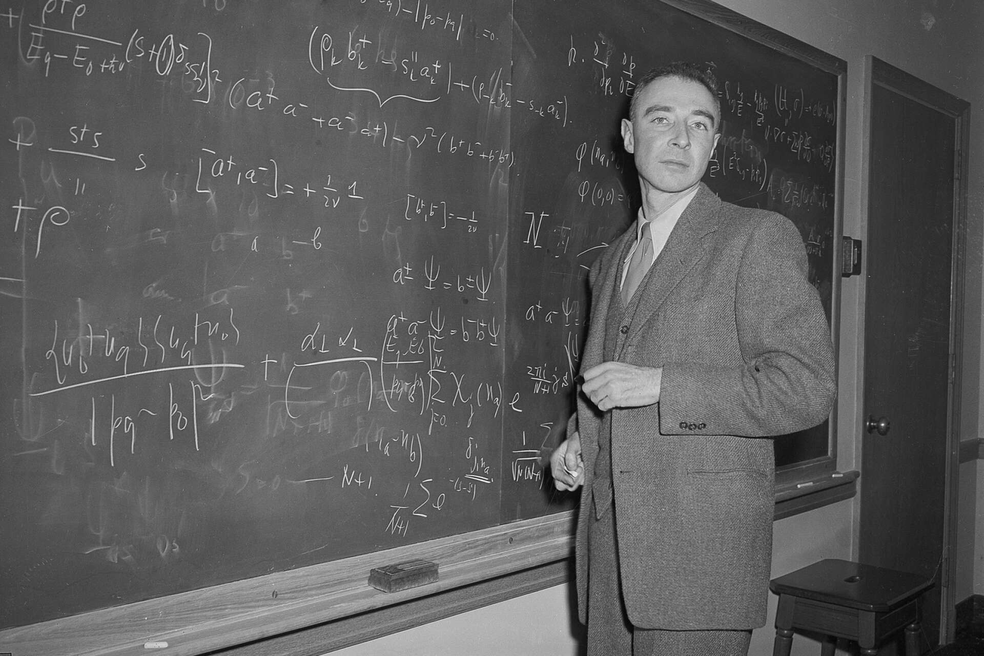 Atombombens fader – dr J Robert Oppenheimer.