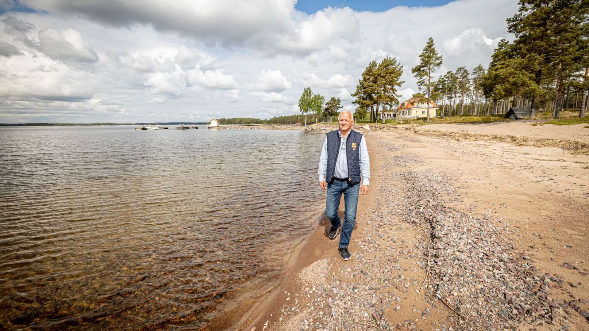 &quot;För Värmlands del skulle det betyda otroligt mycket om strandskyddsreglerna blev mer generösa&quot;, säger entreprenören Malcolm Rangnitt.