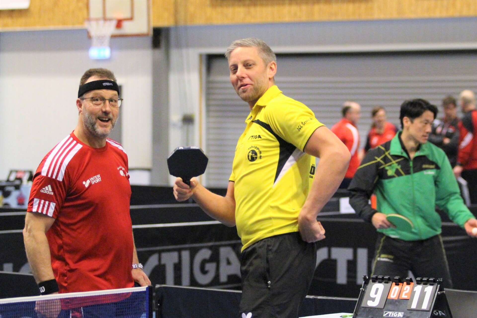 Skagersviks spelare Per Almgren, till vänster, och Mariestadsspelaren Per Williamsson var båda med under helgens sammandrag i division tre. (ARKIVBILD)