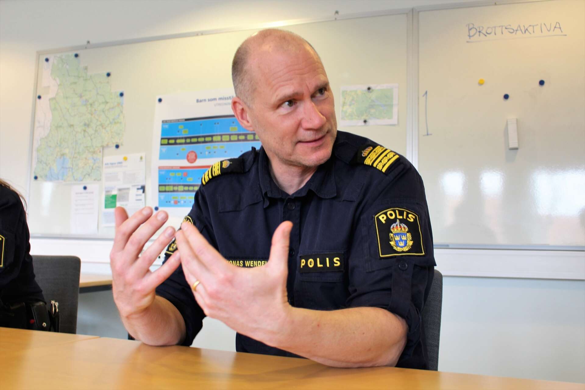 ”Om du inte tänkt komma, avboka din tid. De går åt, andra är i stort behov”, vädjar Jonas Wendel, lokalpolisområdeschef i Arvika.