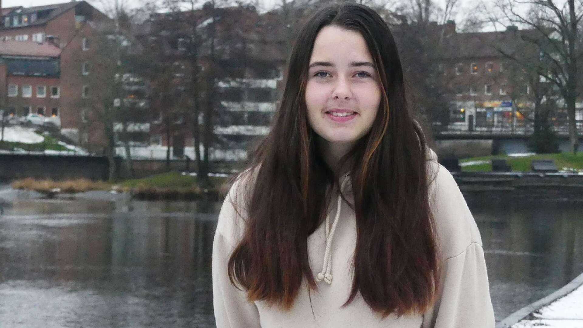 Årets mottagare av Guldplaketten är vattenskidåkaren Ella Björlin, 18, från Nysäter.