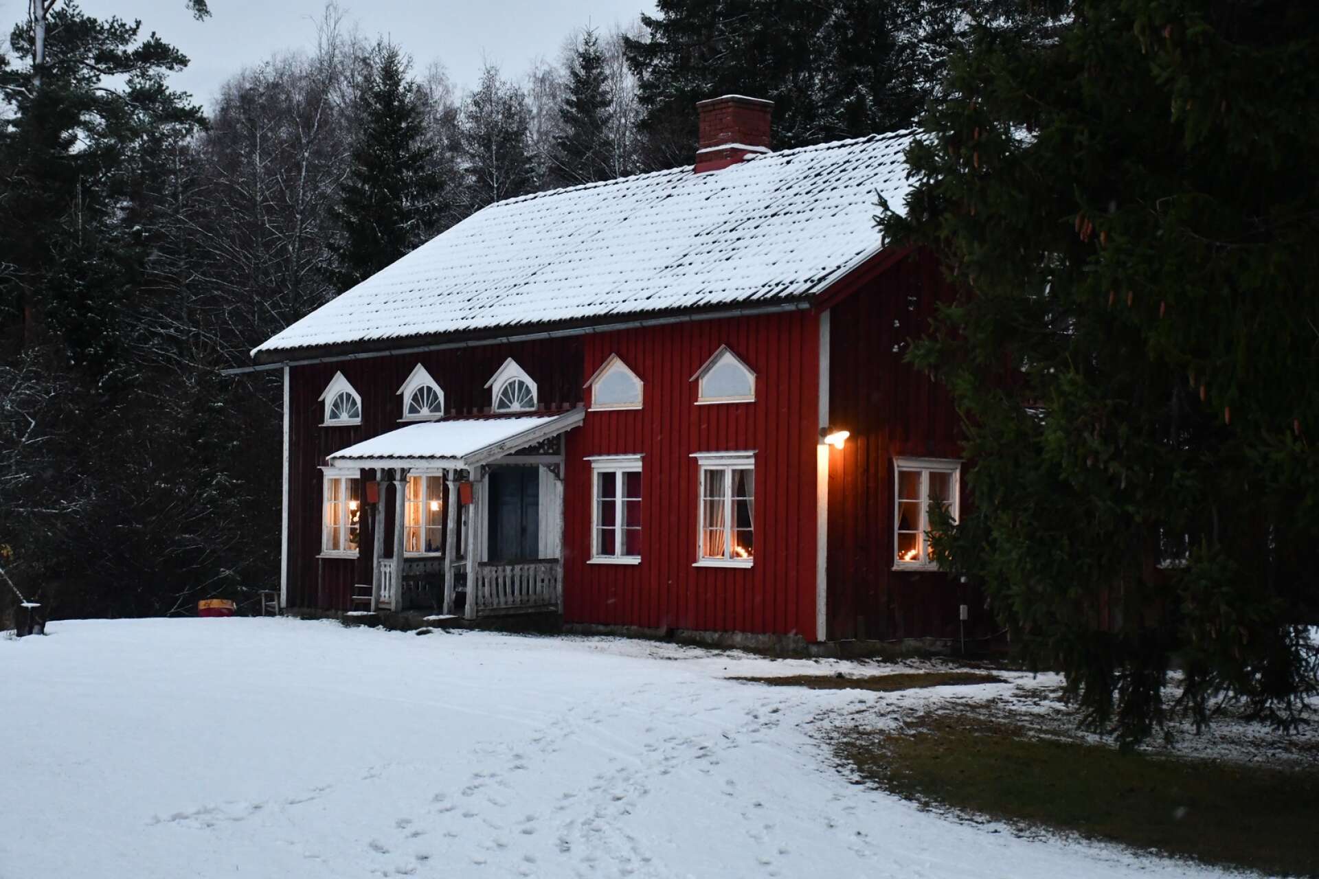 Tantligans julfirande sker på en släktgård i Östra Ämtervik.