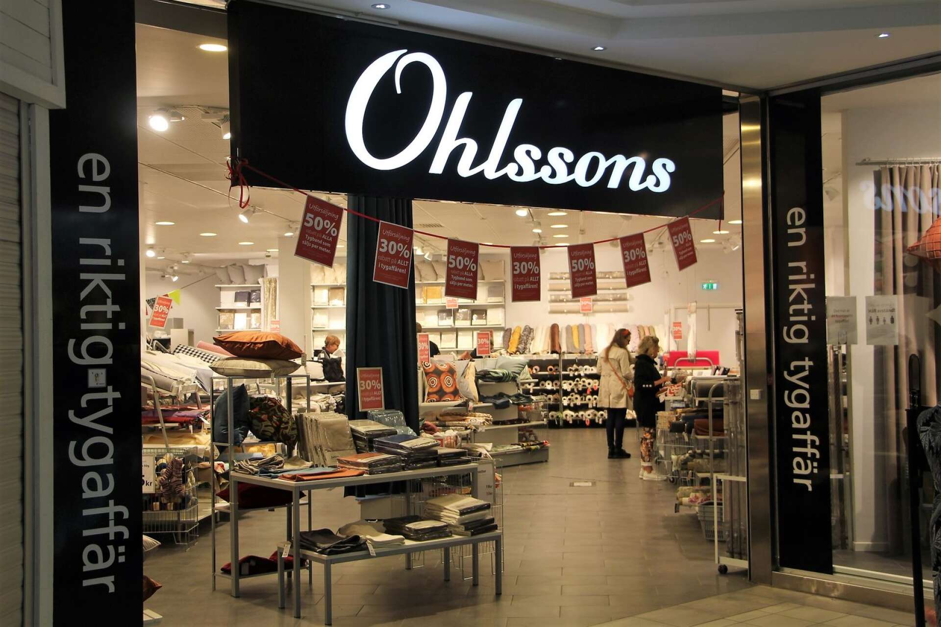 Insändarskribenten saknar en riktig tygaffär i Karlstad sedan Ohlssons tyger stängde sin butik i Duvanhuset.