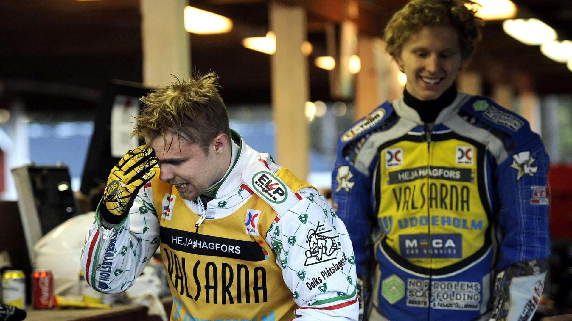 Thomas H Jonasson och, i bakgrunden, Victor Palovaara blir då av Valsarnas absoluta nyckelförare i premiären och säsongen i stort.
