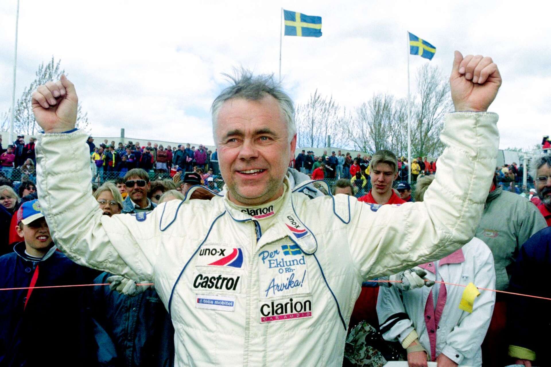 Per Eklund efter en av sina rallycross-triumfer på 90-talet.