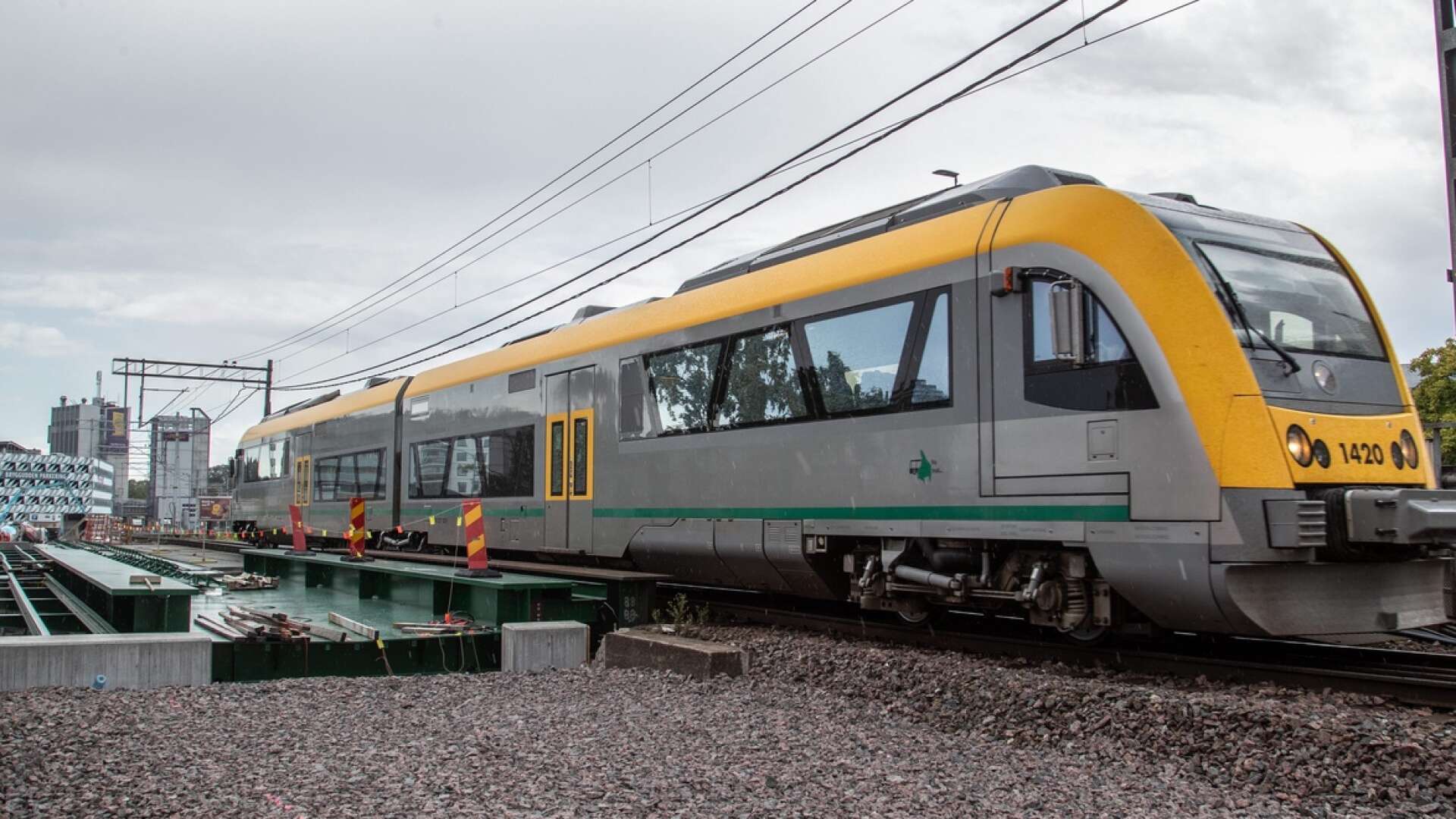 Bara ett av fem tåg som trafikerar sträckan Karlstad-Torsby finns att tillgå. 