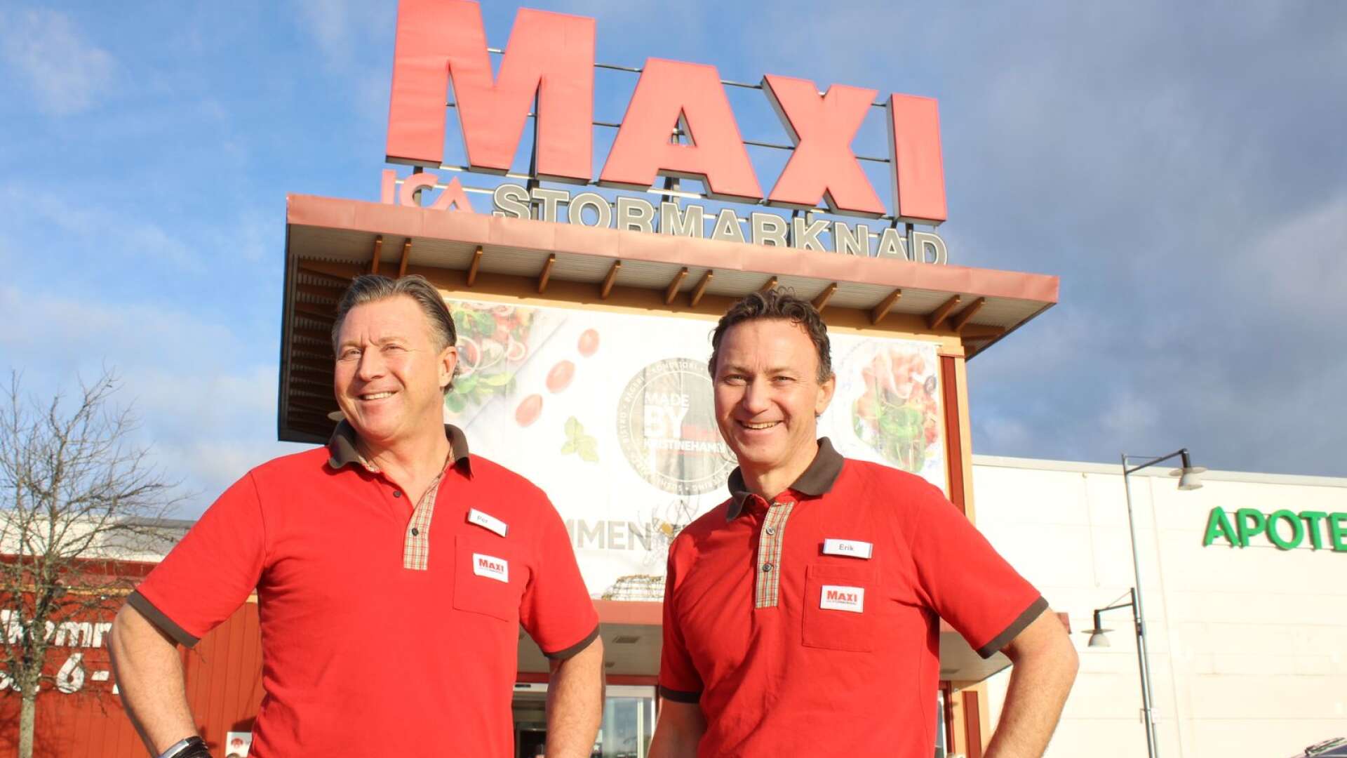 Bröderna Ringvall, Per och Erik, tio år efter takraset på Ica Maxi i Kristinehamn. Den nya butiken invigdes 2011 och är idag ett nav i den lokala handeln. 