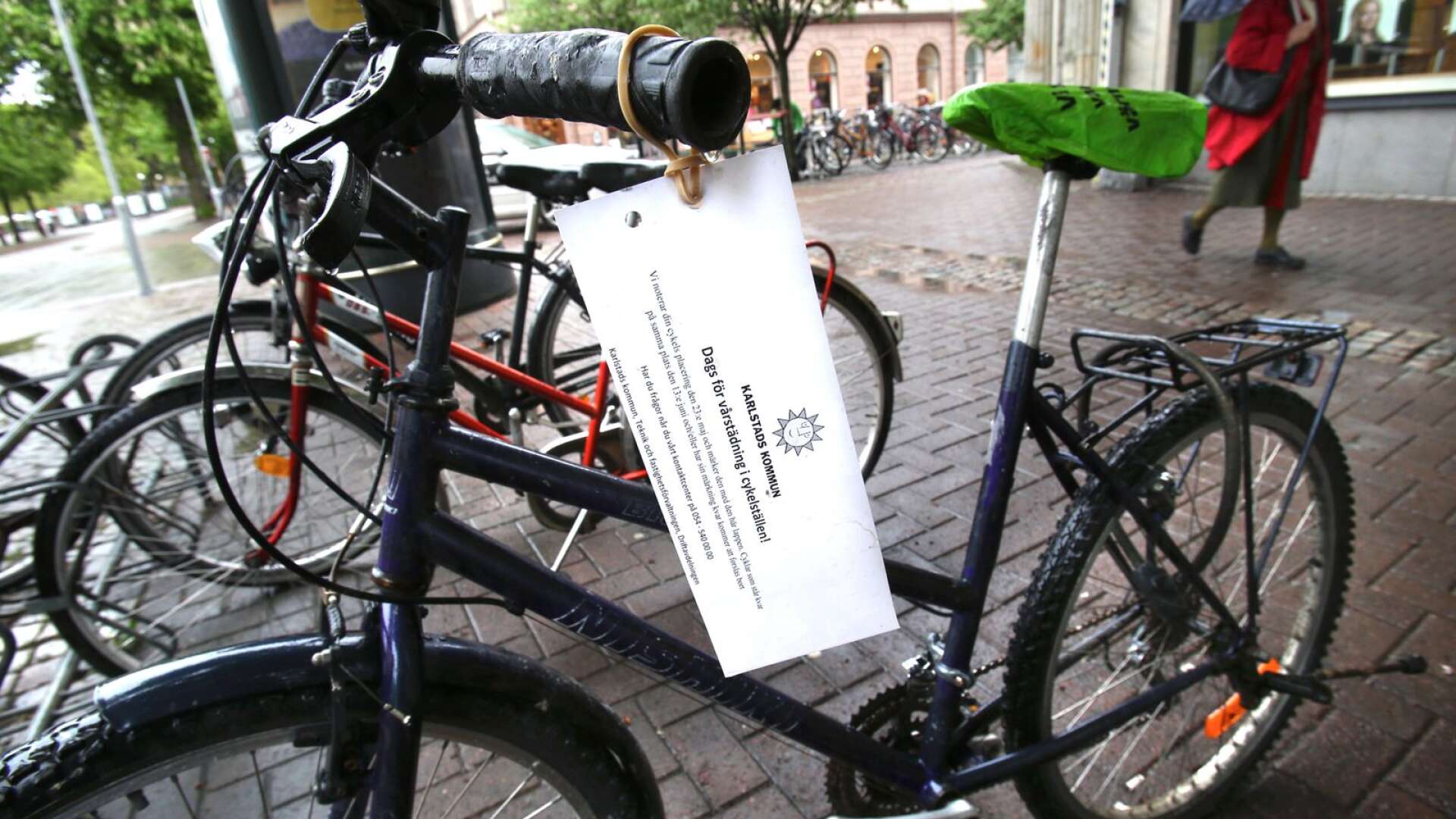 Karlstads kommun kommer att ensa bort gamla cyklar från centrum.
